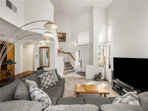 993 S Dylan   Way, Anaheim Hills, CA