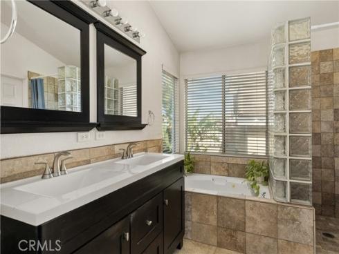 993 S Dylan   Way, Anaheim Hills, CA