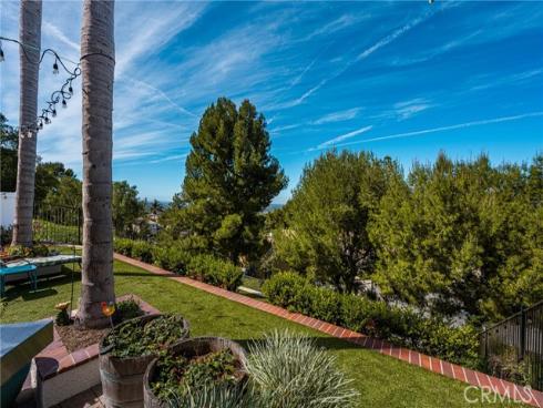 993 S Dylan   Way, Anaheim Hills, CA