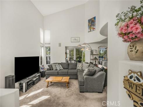 993 S Dylan   Way, Anaheim Hills, CA