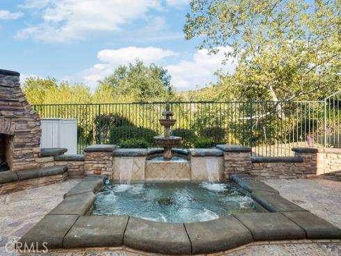 1222 S Silver Star   Way, Anaheim Hills, CA