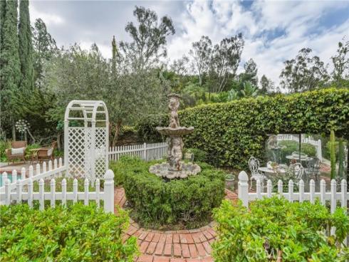 980 S Rutgers Circle  , Anaheim Hills, CA