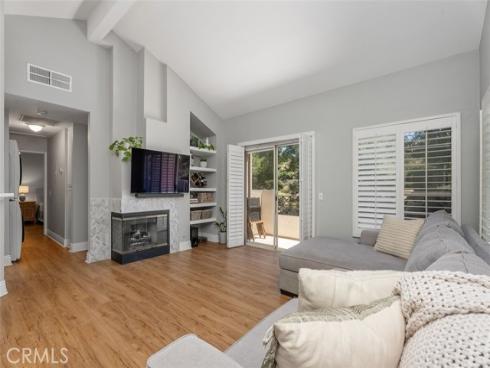 1089 S Daybreak   Court, Anaheim Hills, CA