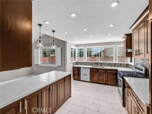 124 S Calle Da Gama  , Anaheim Hills, CA