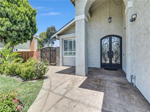 124 S Calle Da Gama  , Anaheim Hills, CA