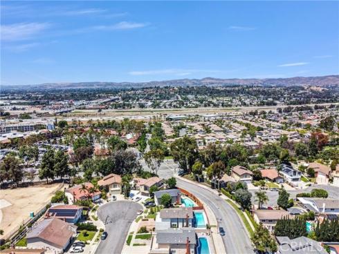 124 S Calle Da Gama  , Anaheim Hills, CA