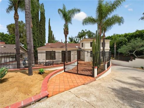 170 S Mohler  , Anaheim Hills, CA