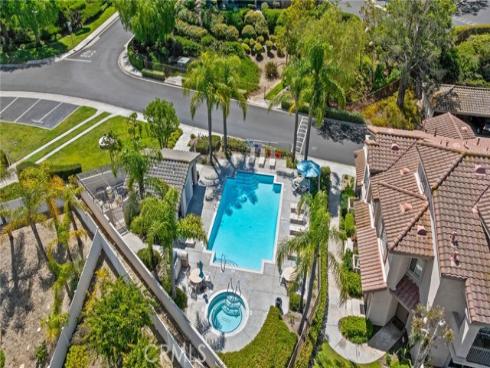 7833 E Viewrim , Anaheim Hills, CA