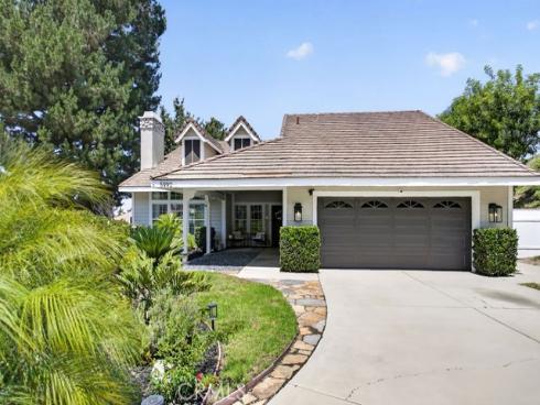 5990 E. Prospector