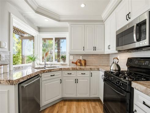 491 S Hibiscus Way, Anaheim Hills, CA