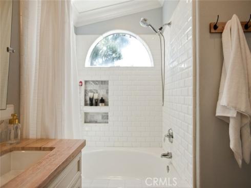 491 S Hibiscus Way, Anaheim Hills, CA