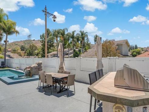 6098 E Silverspur   Trail, Anaheim Hills, CA