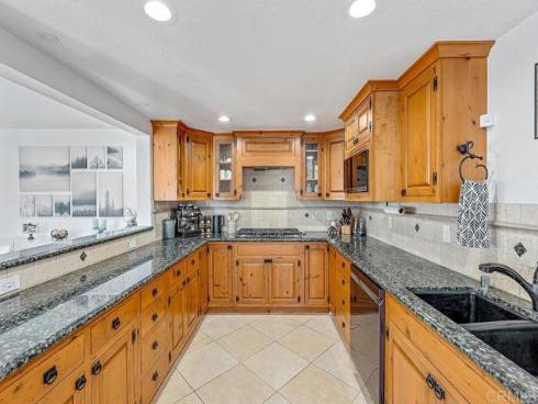 6098 E Silverspur   Trail, Anaheim Hills, CA