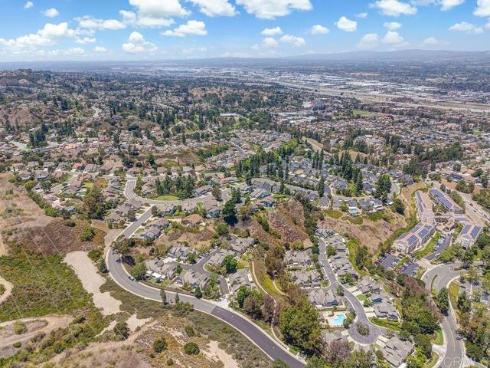 6098 E Silverspur   Trail, Anaheim Hills, CA
