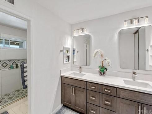 6098 E Silverspur   Trail, Anaheim Hills, CA
