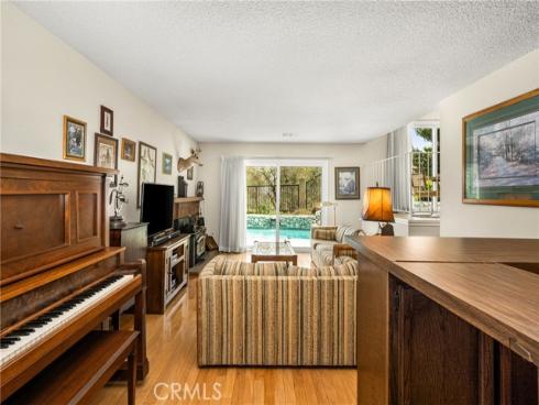 186 S Donna   Court, Anaheim Hills, CA