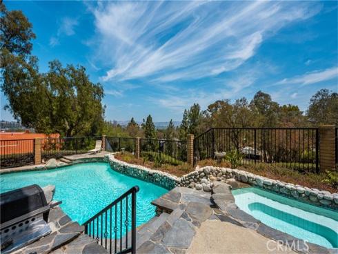 186 S Donna   Court, Anaheim Hills, CA