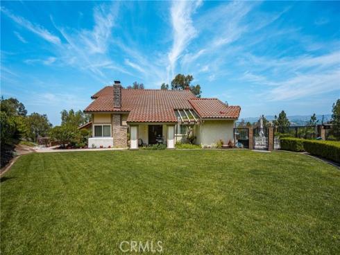 186 S Donna   Court, Anaheim Hills, CA