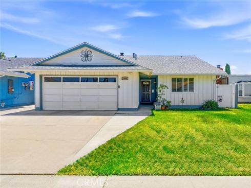 4956 E Holbrook  , Anaheim Hills, CA