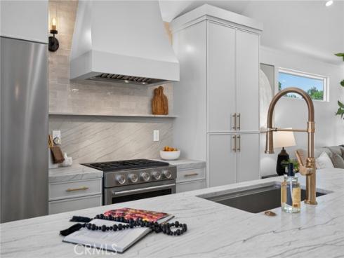 5941 E Camino Correr , Anaheim Hills, CA