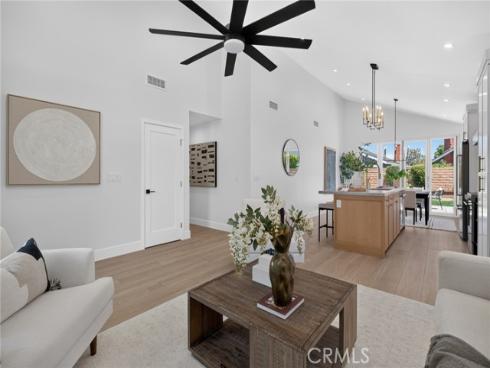 5941 E Camino Correr , Anaheim Hills, CA