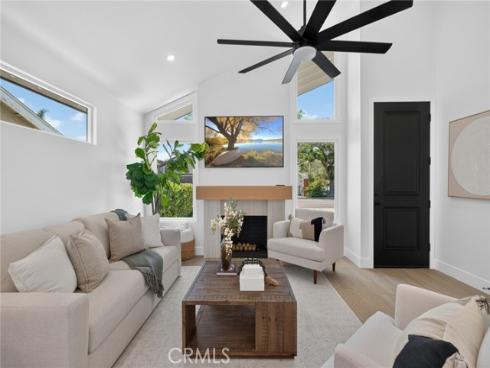 5941 E Camino Correr , Anaheim Hills, CA