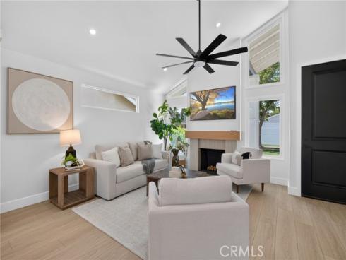 5941 E Camino Correr , Anaheim Hills, CA