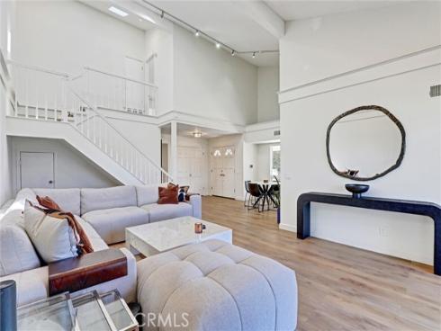 904 S Ridgecrest Circle, Anaheim Hills, CA