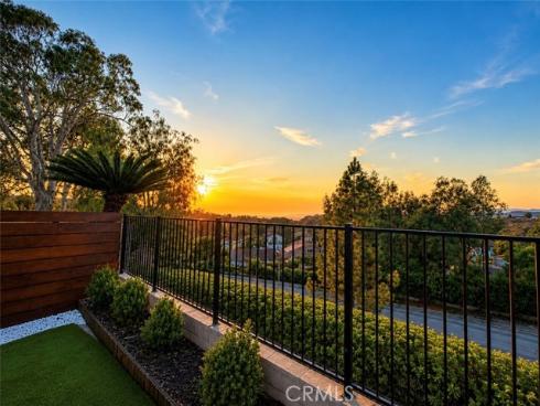 6875 E Swarthmore Drive, Anaheim Hills, CA