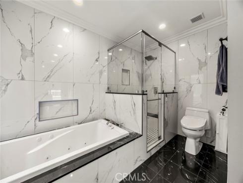 7147 E Columbus Dr , Anaheim Hills, CA