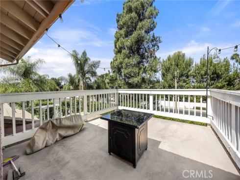 7147 E Columbus Dr , Anaheim Hills, CA
