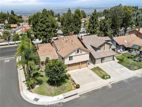 7147 E Columbus Dr , Anaheim Hills, CA