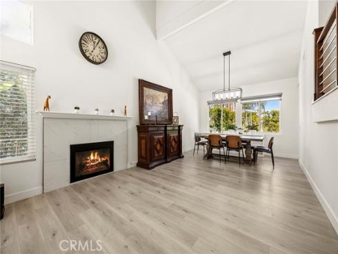7147 E Columbus Dr , Anaheim Hills, CA