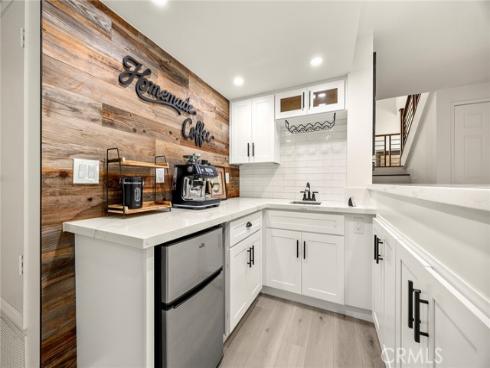 7147 E Columbus Dr , Anaheim Hills, CA