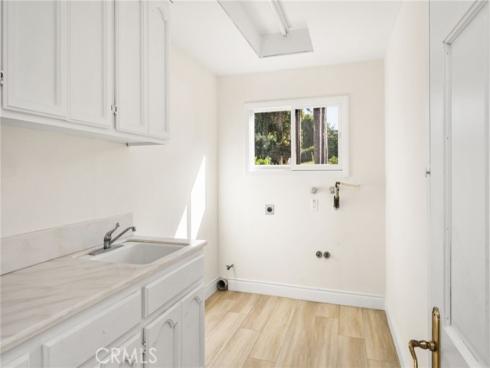 126 S Lakeview Avenue, Anaheim Hills, CA