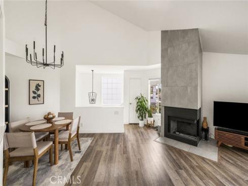 1045 S Daybreak Court, Anaheim Hills, CA