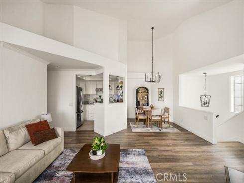 1045 S Daybreak Court, Anaheim Hills, CA