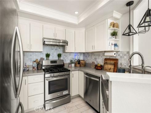 1045 S Daybreak Court, Anaheim Hills, CA