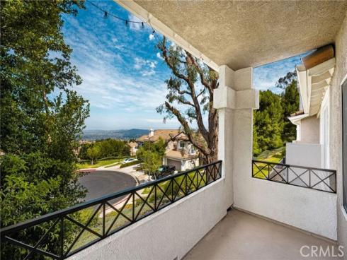 1045 S Daybreak Court, Anaheim Hills, CA