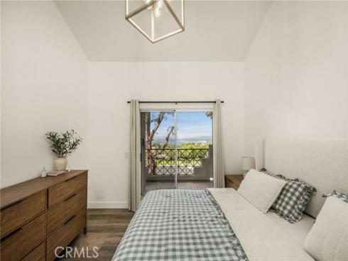 1045 S Daybreak Court, Anaheim Hills, CA