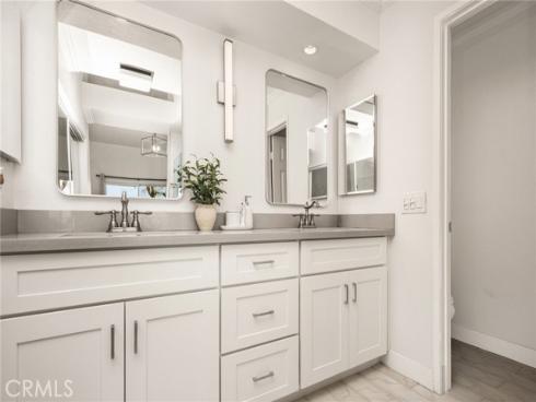 1045 S Daybreak Court, Anaheim Hills, CA