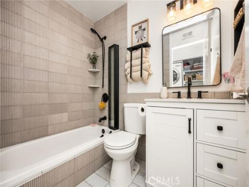 1045 S Daybreak Court, Anaheim Hills, CA