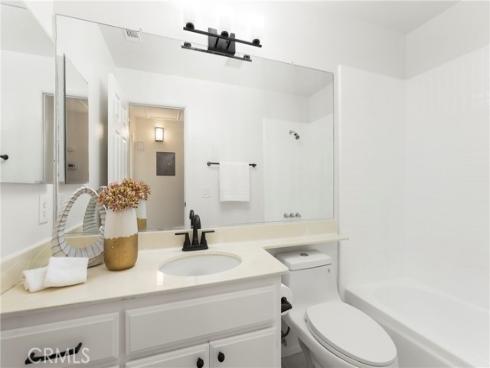 8033 E Snapdragon , Anaheim Hills, CA