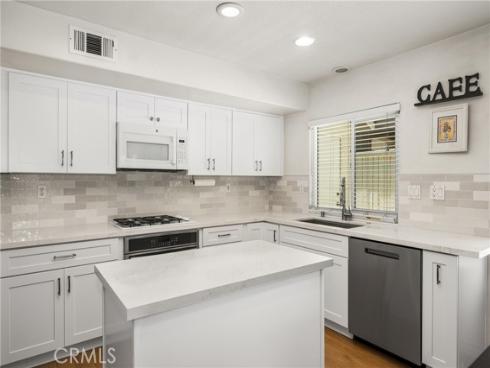 1038 S Cascade Lane, Anaheim Hills, CA