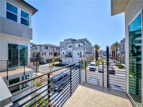 1403 W Bushell   Street, Anaheim, CA