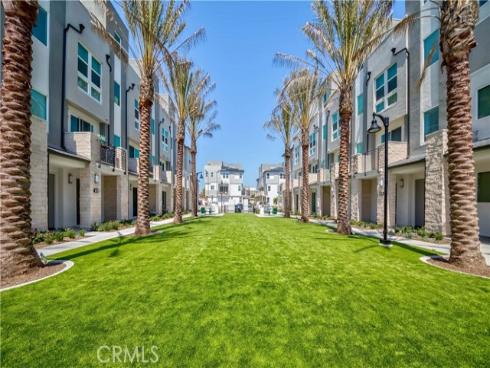 1403 W Bushell   Street, Anaheim, CA