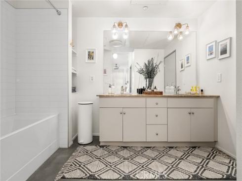 435 W Center Street Promenade 201 , Anaheim, CA