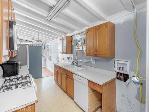 2540 W Picadilly   Way, Anaheim, CA