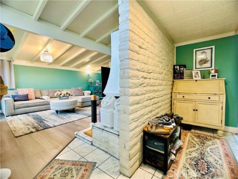 2432 W Transit   Avenue, Anaheim, CA