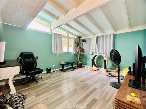 2432 W Transit   Avenue, Anaheim, CA